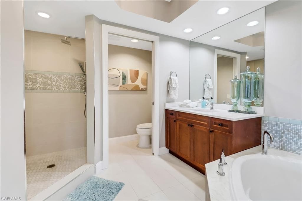 23540 Via Veneto 1604, Bonita Springs, FL 34134-29