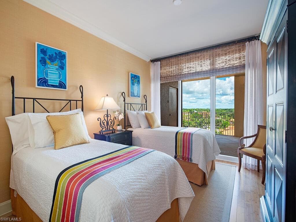 6597 Nicholas Blvd 803, Naples, FL 34108-20