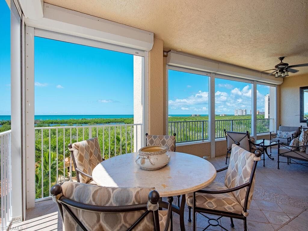 6597 Nicholas Blvd 803, Naples, FL 34108-24