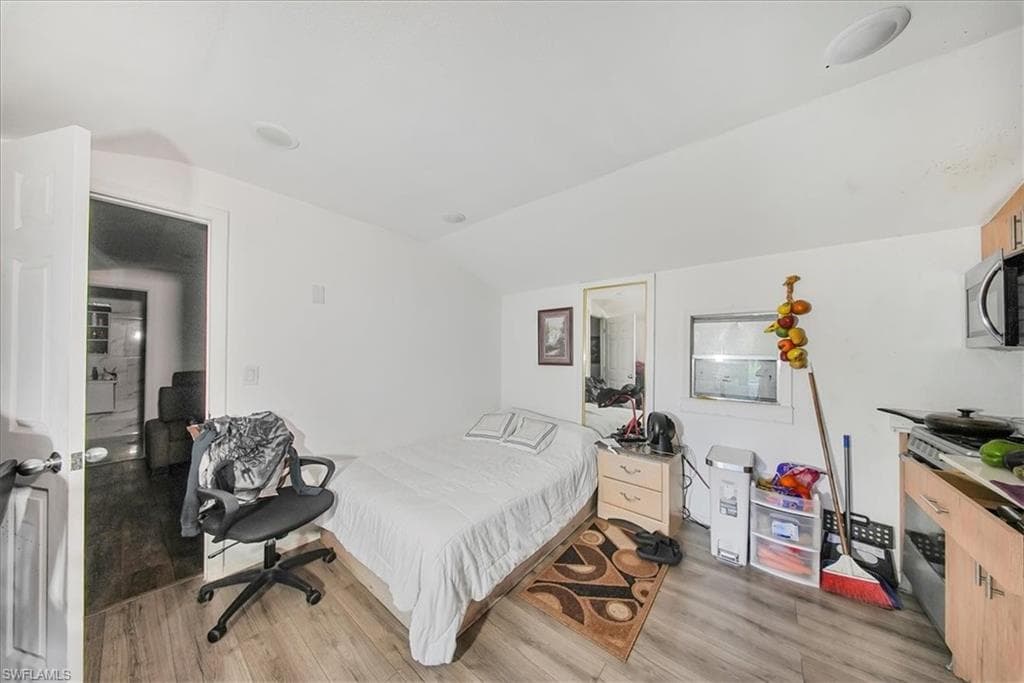 916 Euclid Ave, Lehigh Acres, FL 33972-27