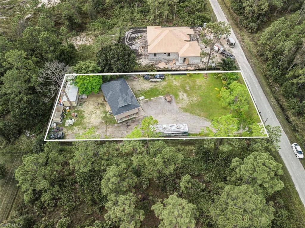 916 Euclid Ave, Lehigh Acres, FL 33972-2