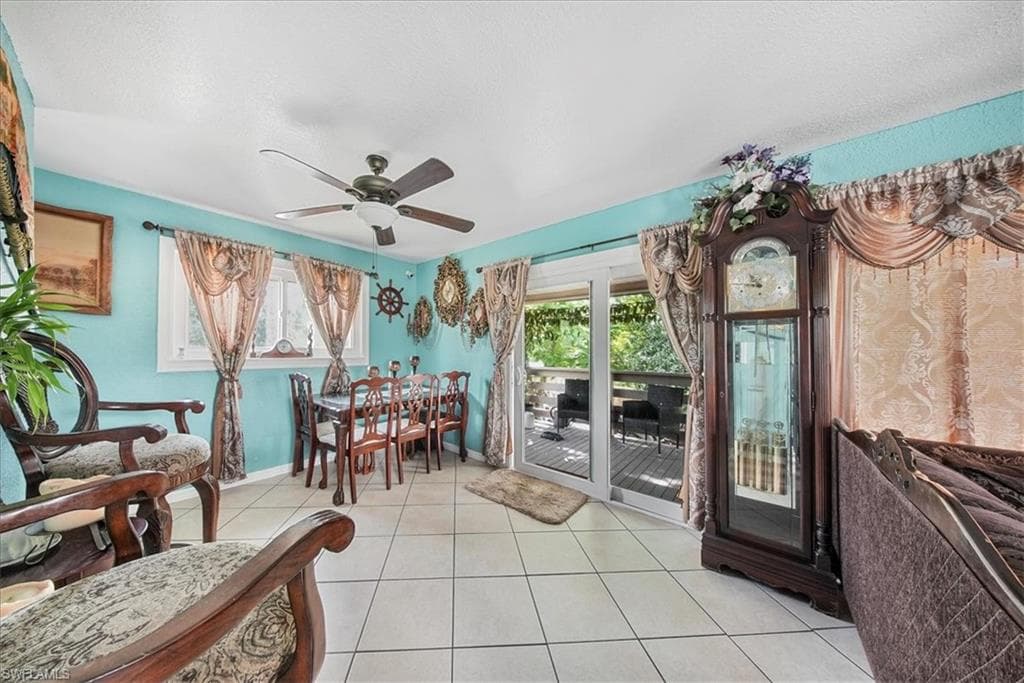 916 Euclid Ave, Lehigh Acres, FL 33972-7