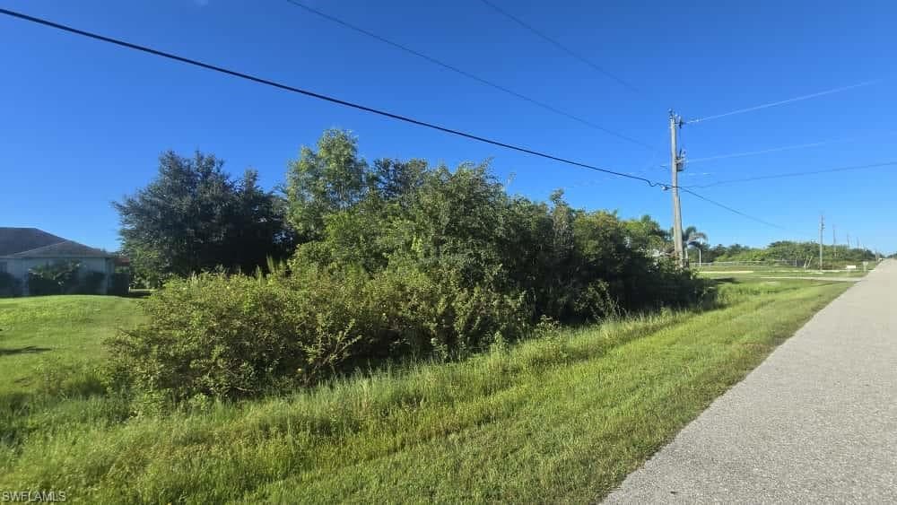 24th Ave NE, Naples, FL 34120-4