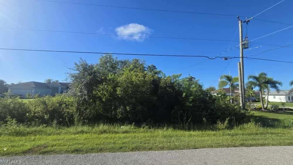 24th Ave NE, Naples, FL 34120-6