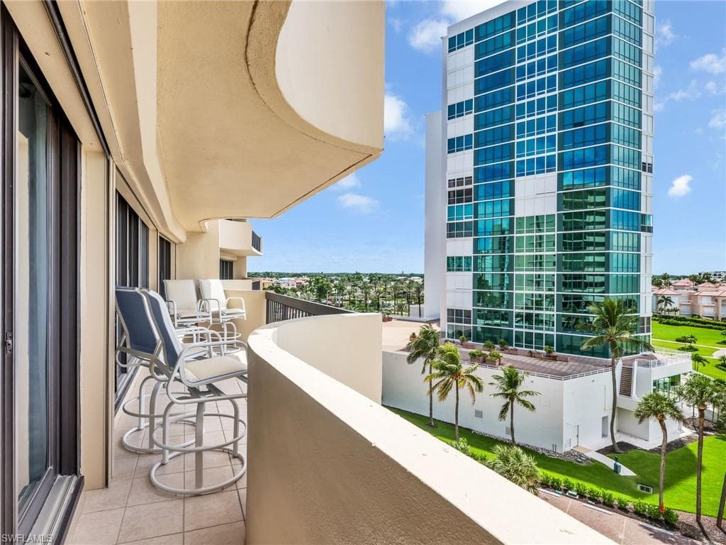 4001 Gulf Shore Blvd N 603, Naples, FL 34103-12