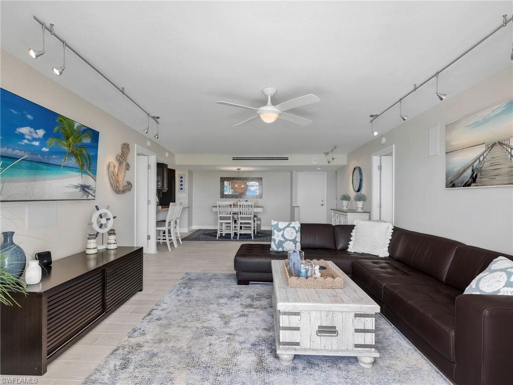 4001 Gulf Shore Blvd N 603, Naples, FL 34103-20