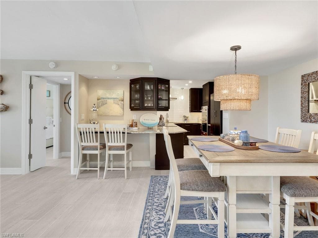 4001 Gulf Shore Blvd N 603, Naples, FL 34103-23