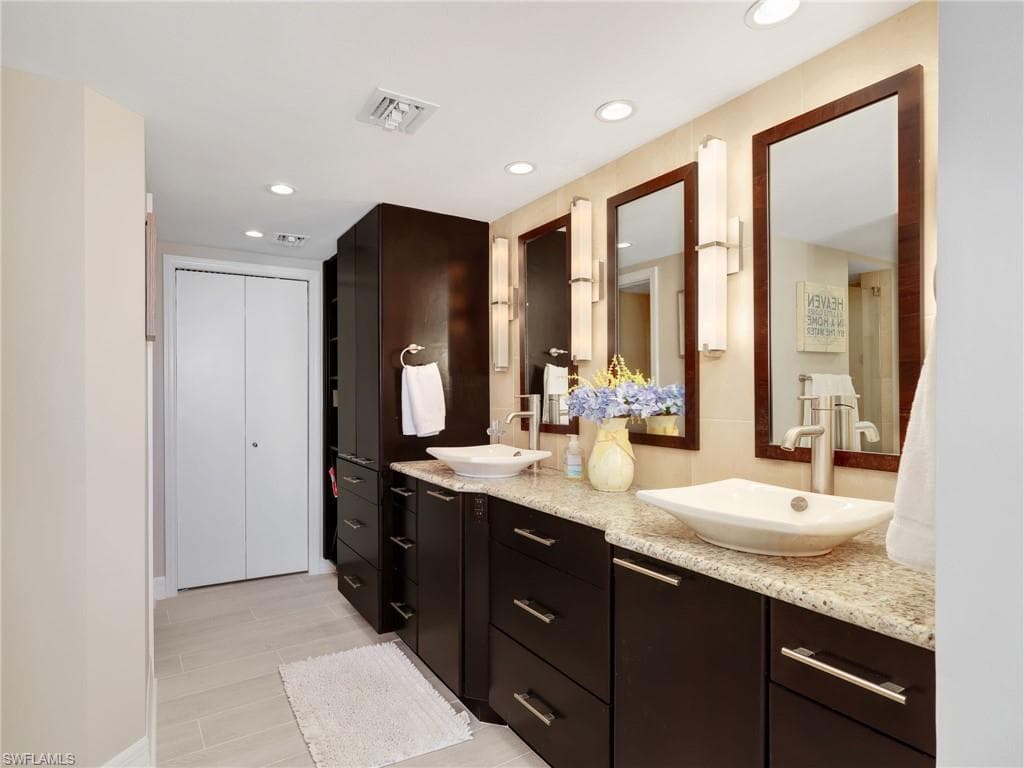 4001 Gulf Shore Blvd N 603, Naples, FL 34103-27