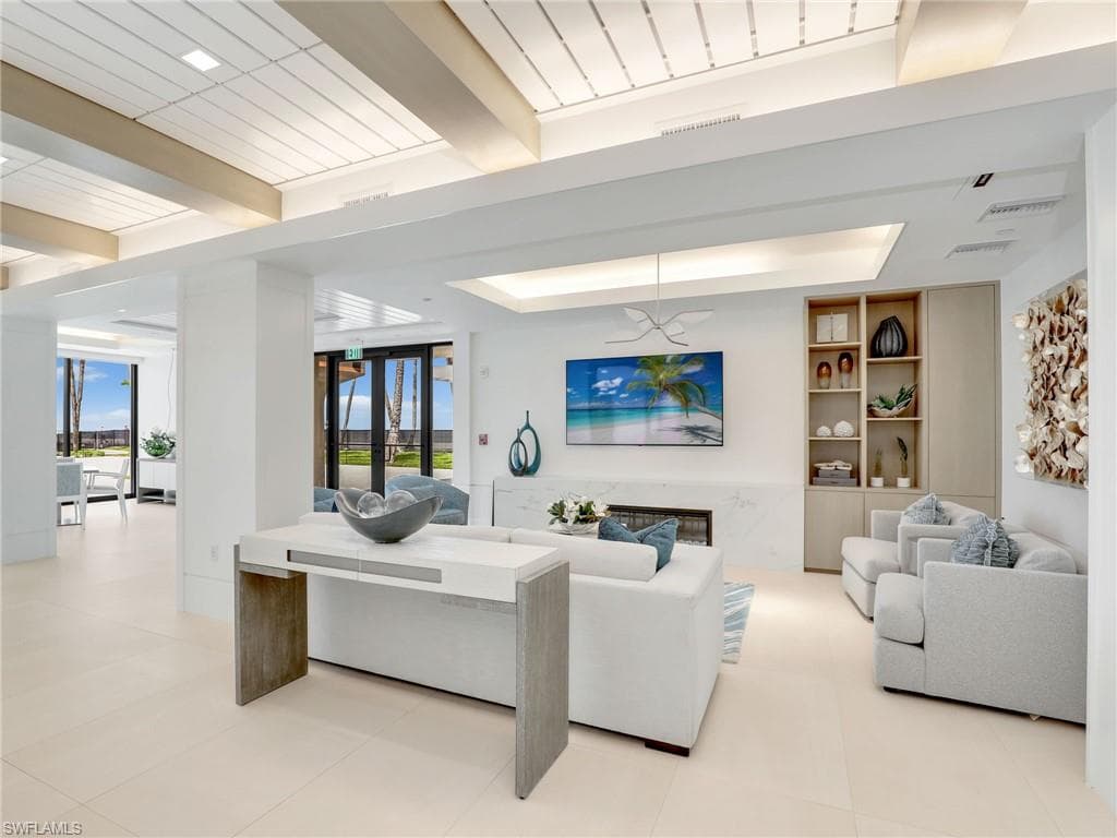 4001 Gulf Shore Blvd N 603, Naples, FL 34103-37