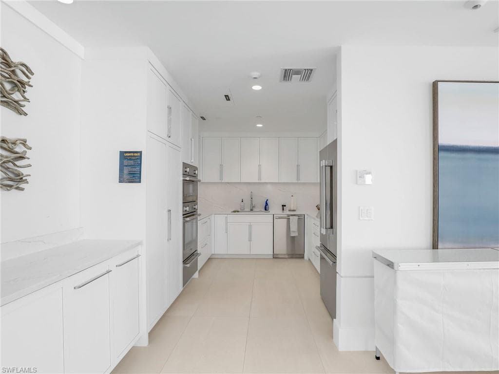 4001 Gulf Shore Blvd N 603, Naples, FL 34103-40