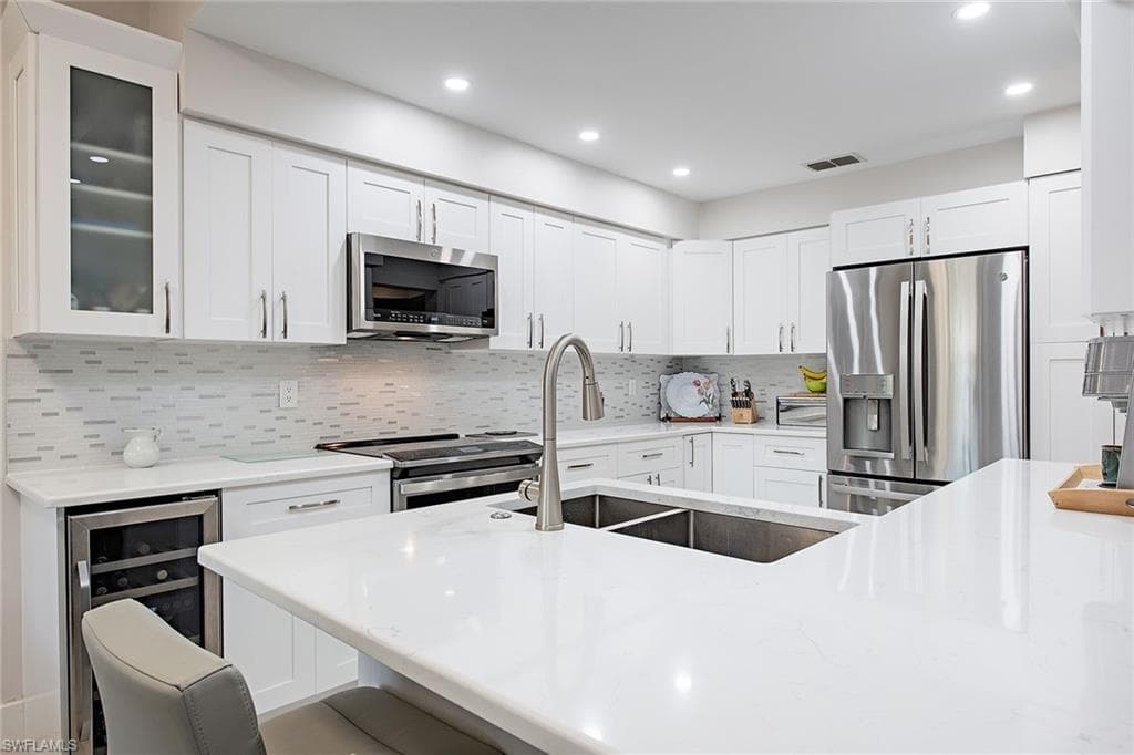 24821 Lakemont Cove Ln 102, Bonita Springs, FL 34134-5