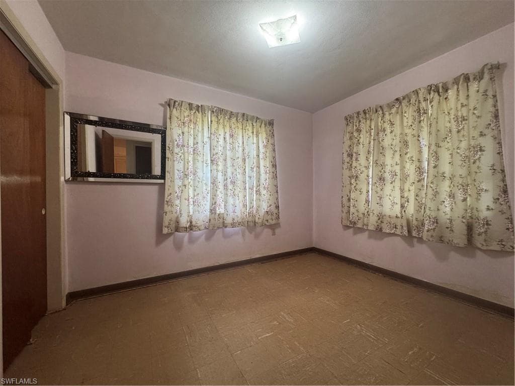 912 Okeechobee St, Immokalee, FL 34142-8