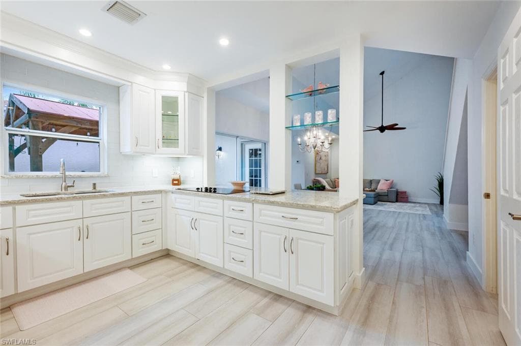 4251 Covey Cir 17c, Naples, FL 34109-12