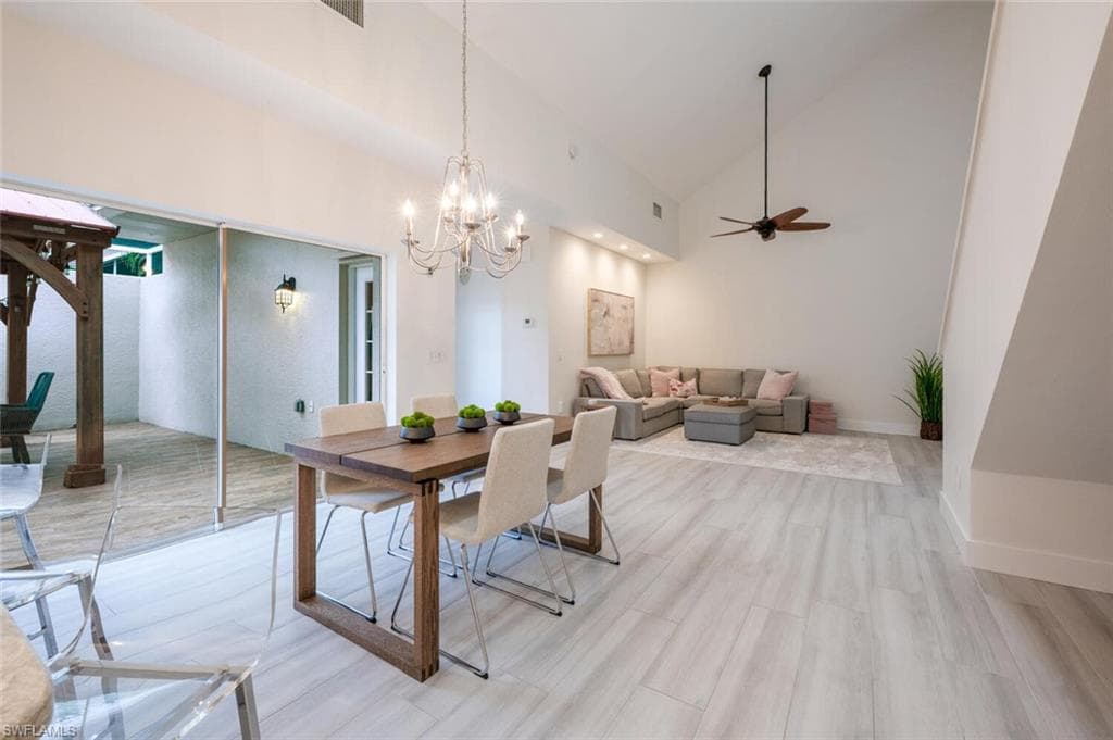 4251 Covey Cir 17c, Naples, FL 34109-4