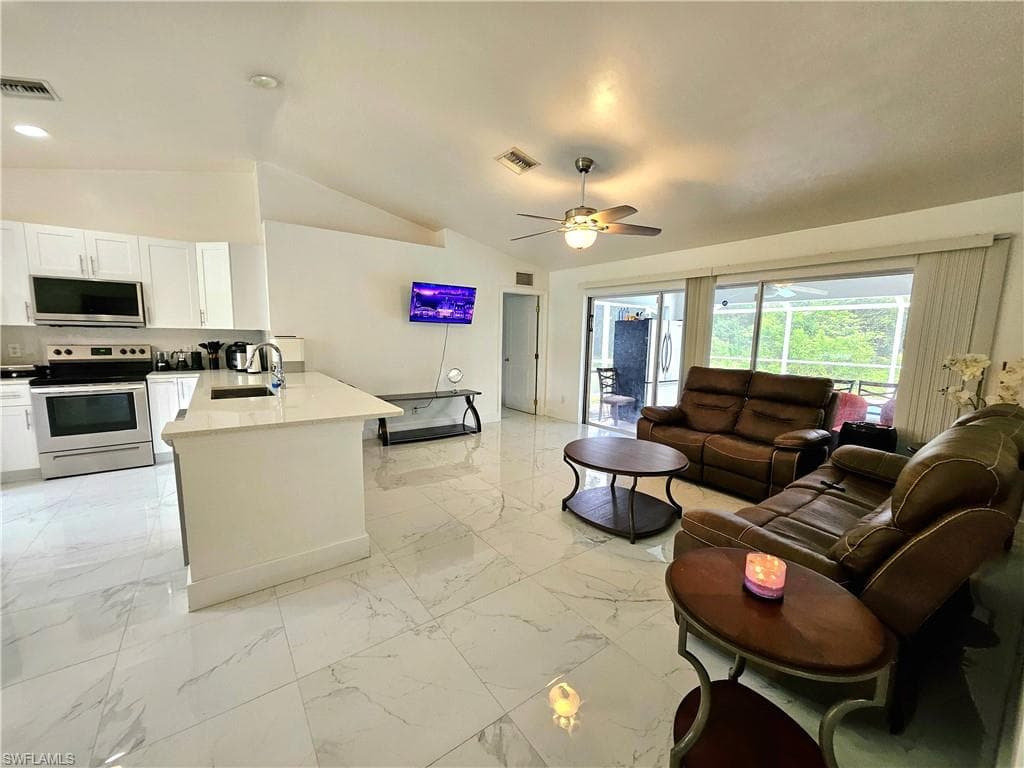 169 Brown Ave S, Lehigh Acres, FL 33974-10