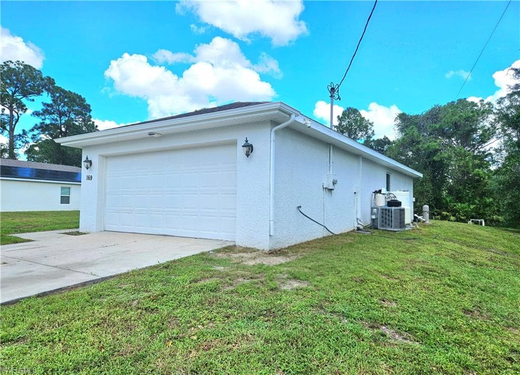 169 Brown Ave S, Lehigh Acres, FL 33974-43