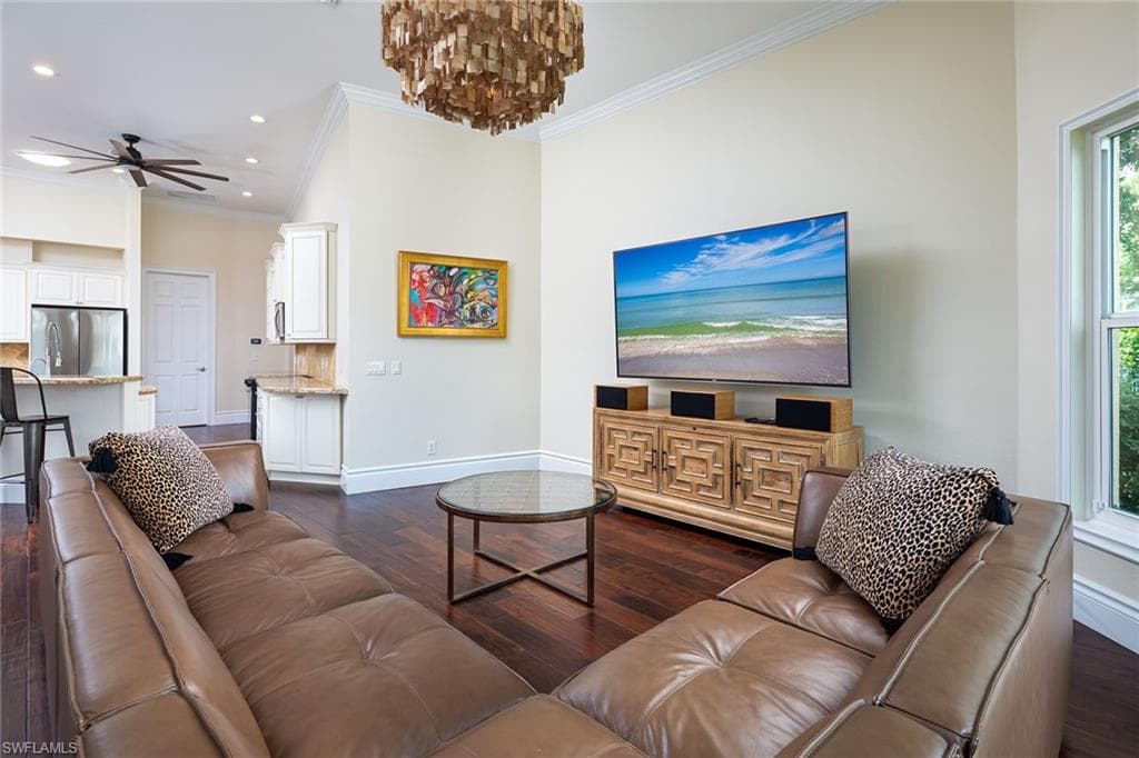 2132 Mission Dr, Naples, FL 34109-12