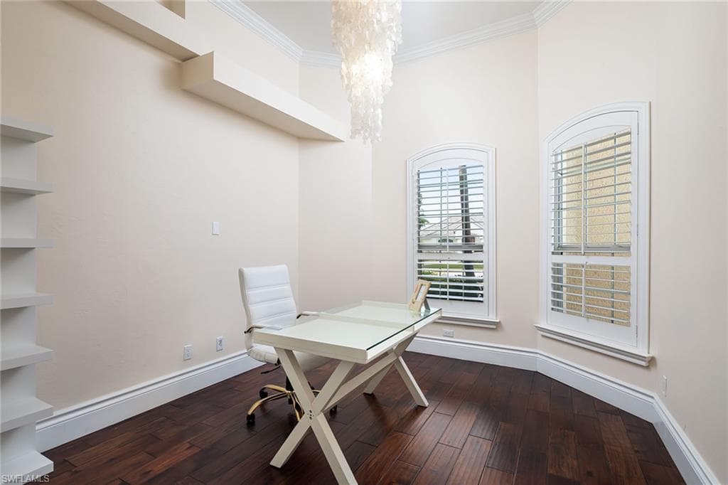 2132 Mission Dr, Naples, FL 34109-20