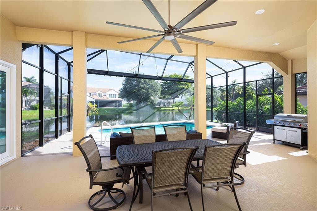 2132 Mission Dr, Naples, FL 34109-21