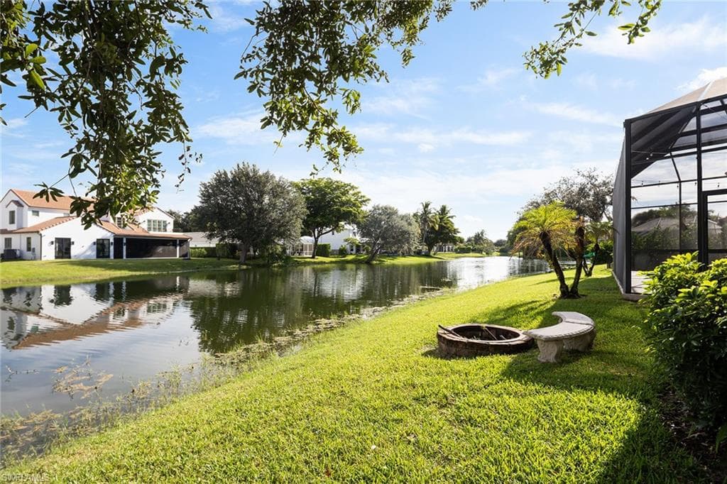 2132 Mission Dr, Naples, FL 34109-27