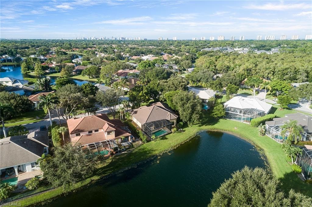 2132 Mission Dr, Naples, FL 34109-28