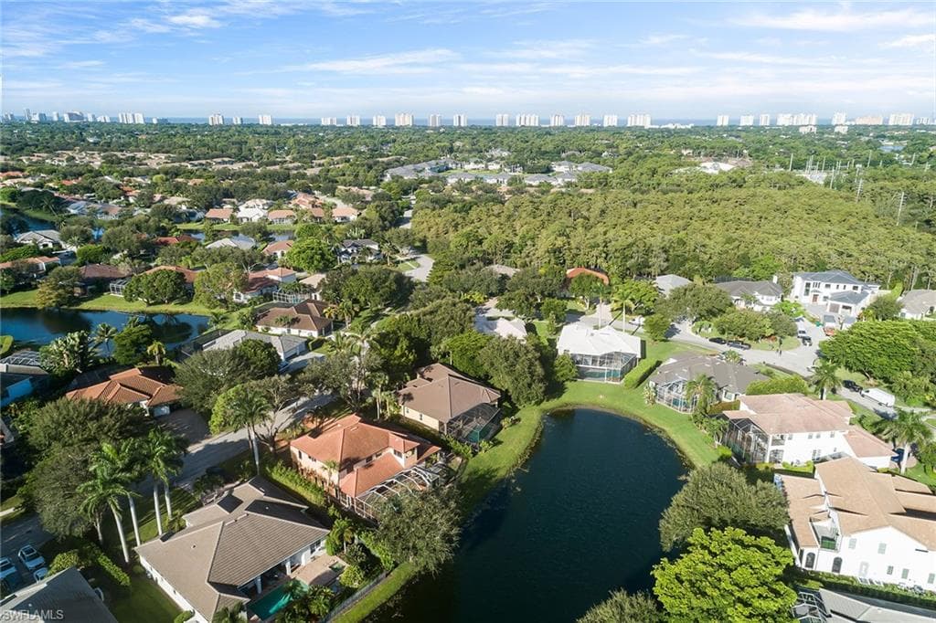 2132 Mission Dr, Naples, FL 34109-29