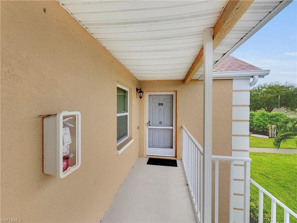 2150 Crown Pointe Blvd D215, Naples, FL 34112-3