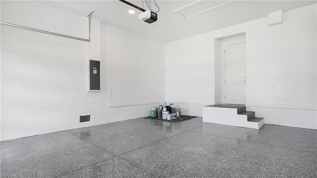 2343 Oil Well Rd, Naples, FL 34120-29