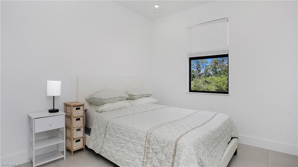 2343 Oil Well Rd, Naples, FL 34120-37