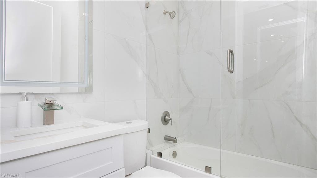 2343 Oil Well Rd, Naples, FL 34120-38