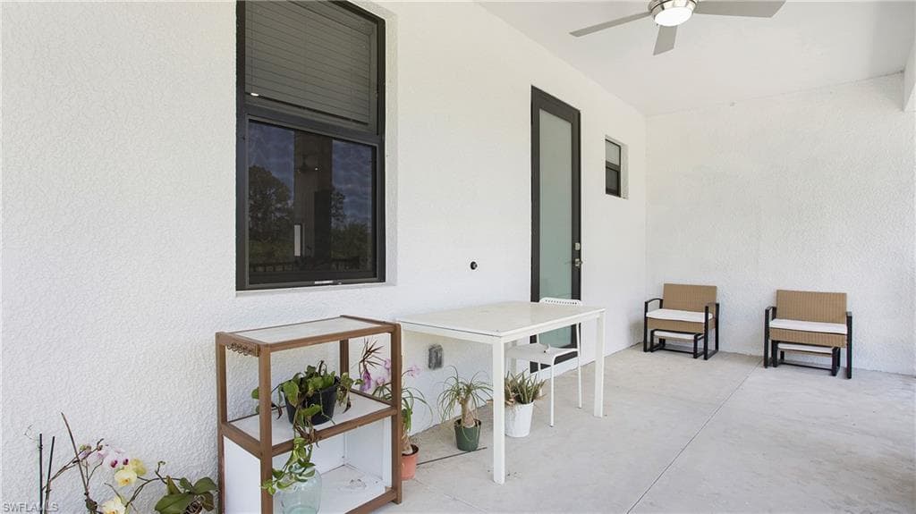 2343 Oil Well Rd, Naples, FL 34120-42