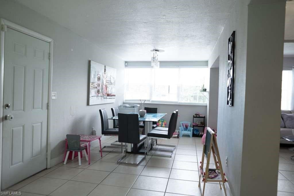 18040 2nd Ct, Miami Gardens, FL 33971-9