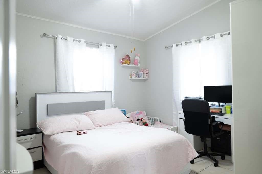 18040 2nd Ct, Miami Gardens, FL 33971-11