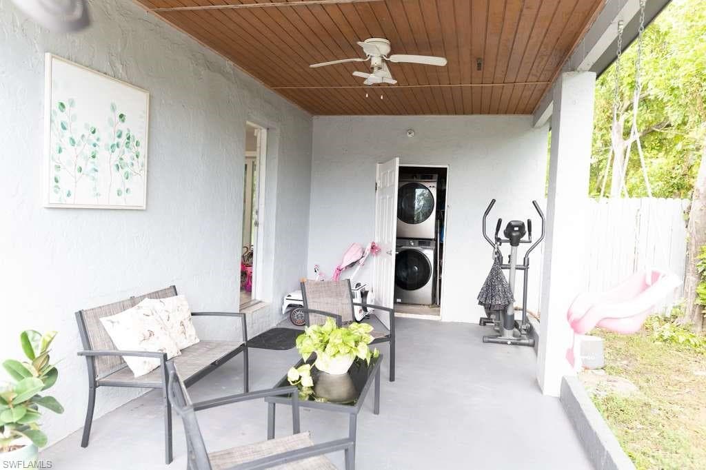 18040 2nd Ct, Miami Gardens, FL 33971-17