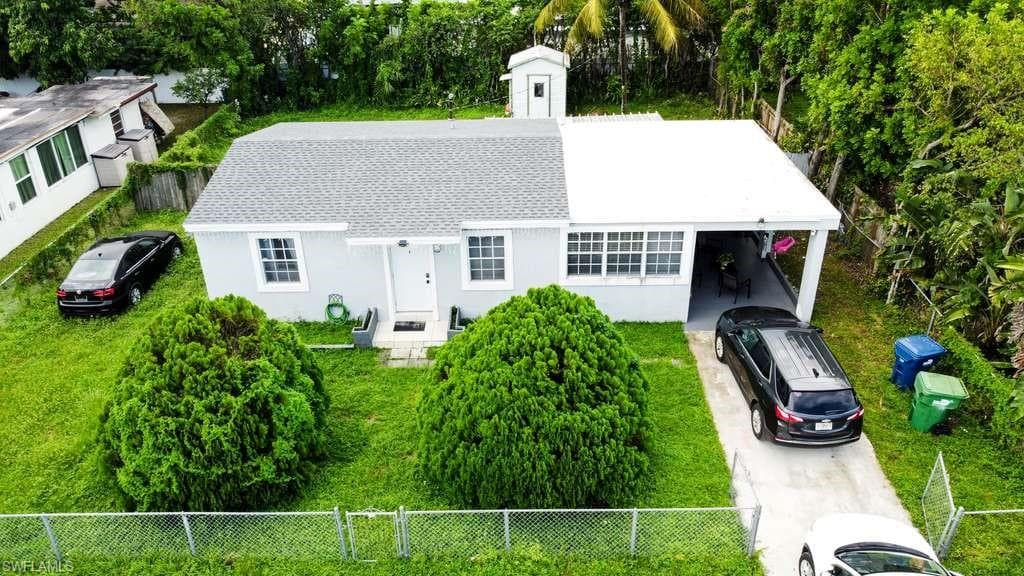 18040 2nd Ct, Miami Gardens, FL 33971-1