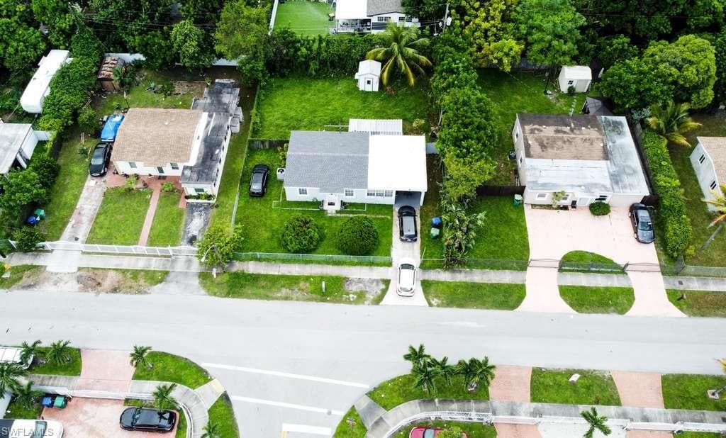 18040 2nd Ct, Miami Gardens, FL 33971-29