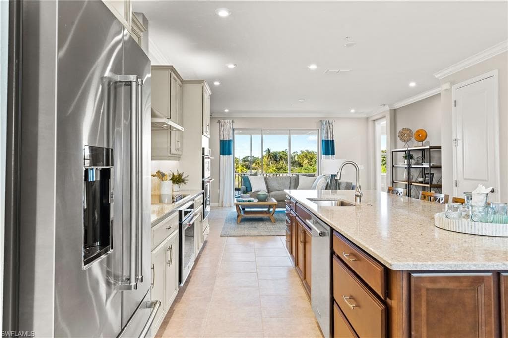 4563 Arboretum Cir 202, Naples, FL 34112-20