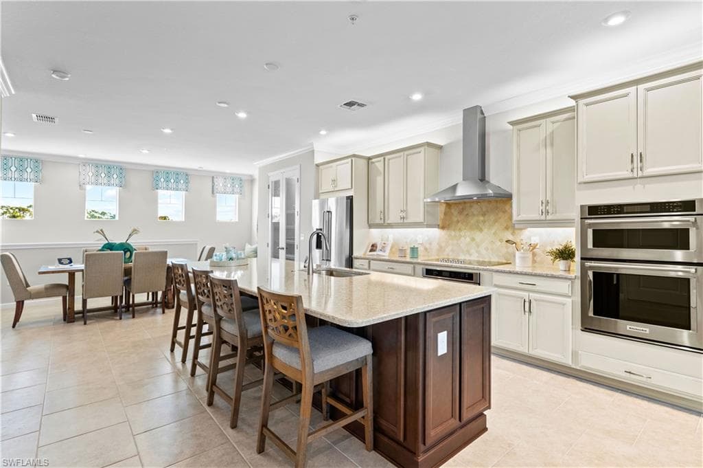 4563 Arboretum Cir 202, Naples, FL 34112-22