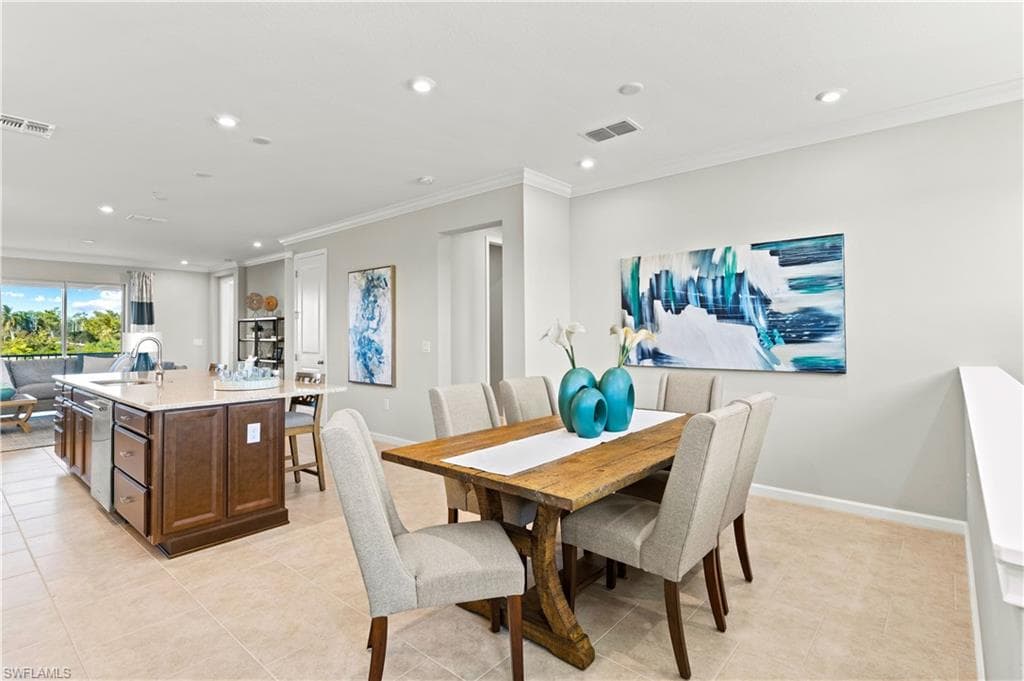 4563 Arboretum Cir 202, Naples, FL 34112-25