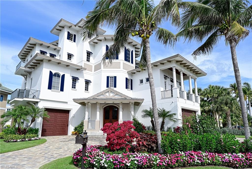 103 Guadeloupe Ln, Bonita Springs, FL 34134-1