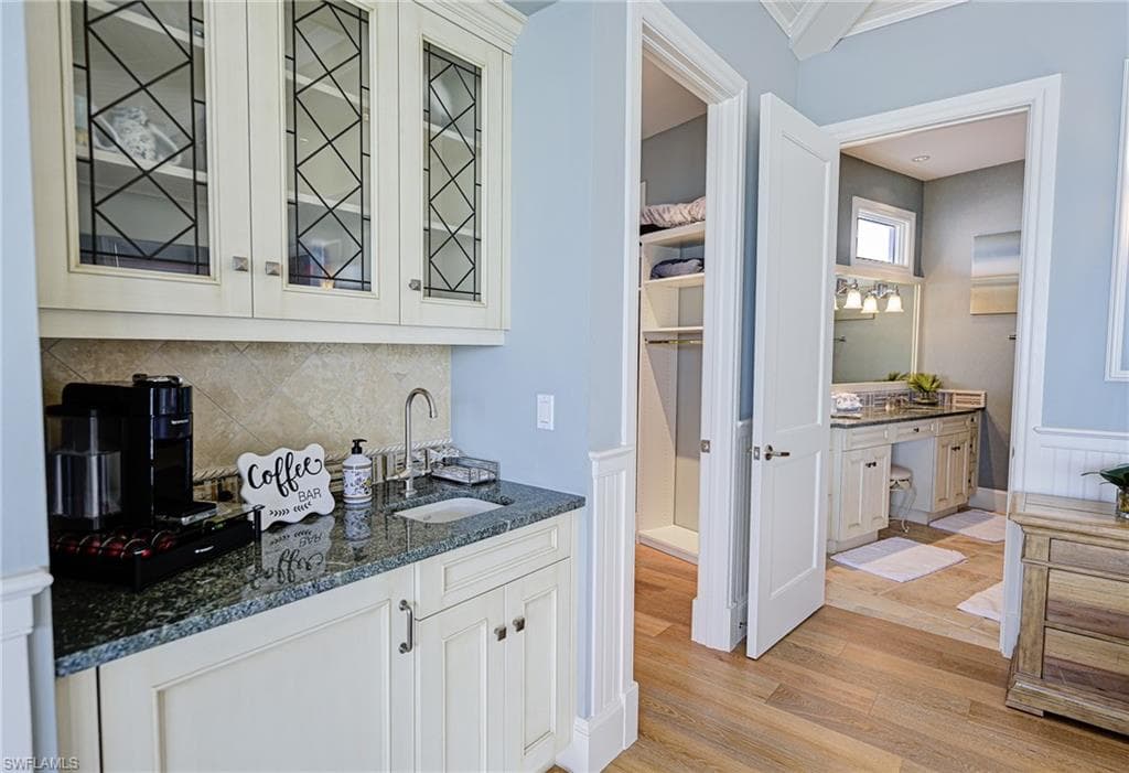 103 Guadeloupe Ln, Bonita Springs, FL 34134-36