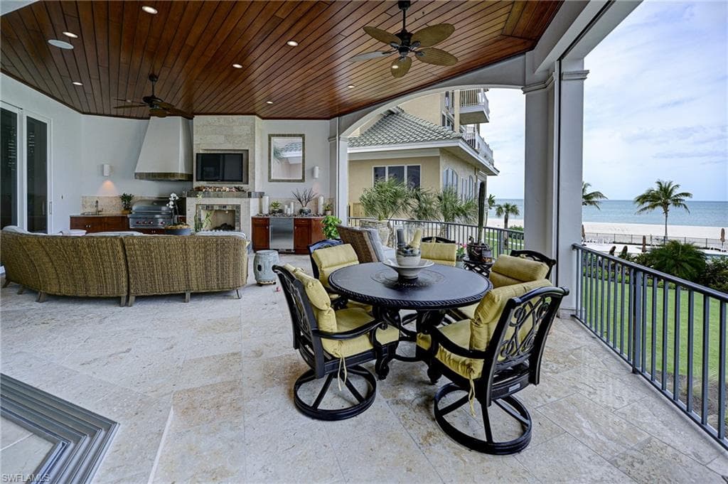 103 Guadeloupe Ln, Bonita Springs, FL 34134-6