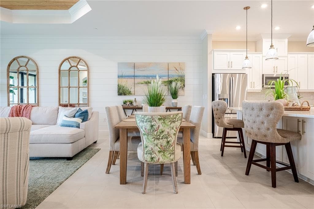 15261 Zeno Way 203, Naples, FL 34114-11