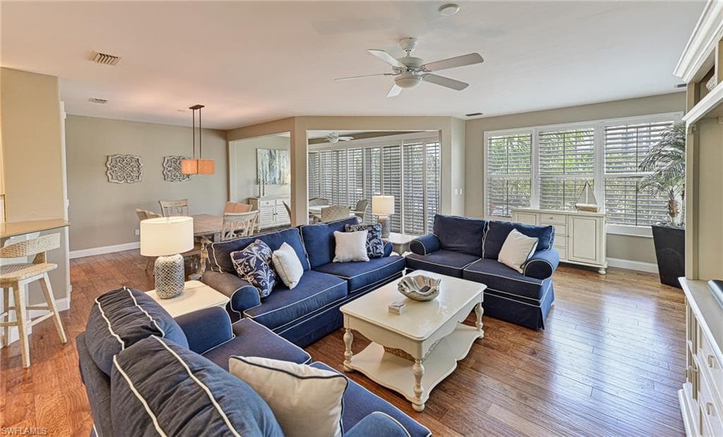 117 Barefoot Cir 18, Bonita Springs, FL 34134-10