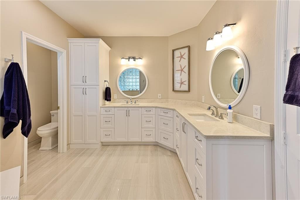 117 Barefoot Cir 18, Bonita Springs, FL 34134-20