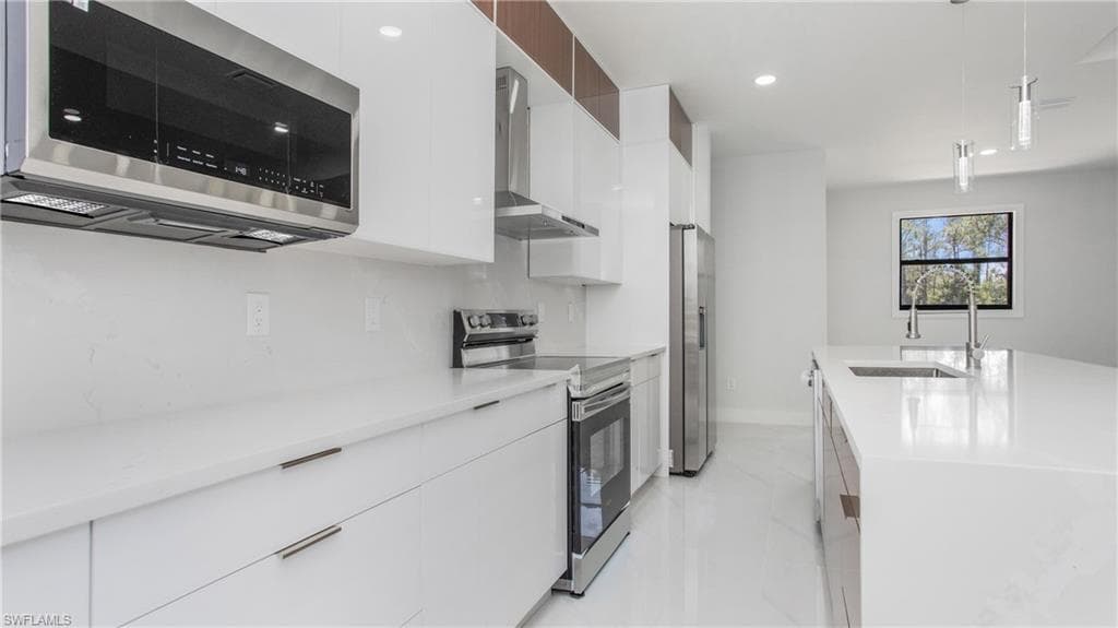 1420 Poinsettia Ave, Lehigh Acres, FL 33972-10