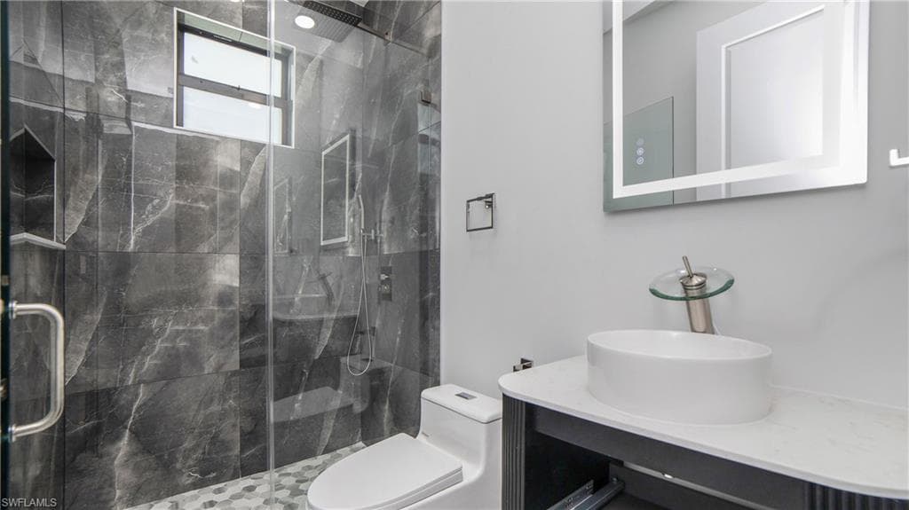 1420 Poinsettia Ave, Lehigh Acres, FL 33972-24