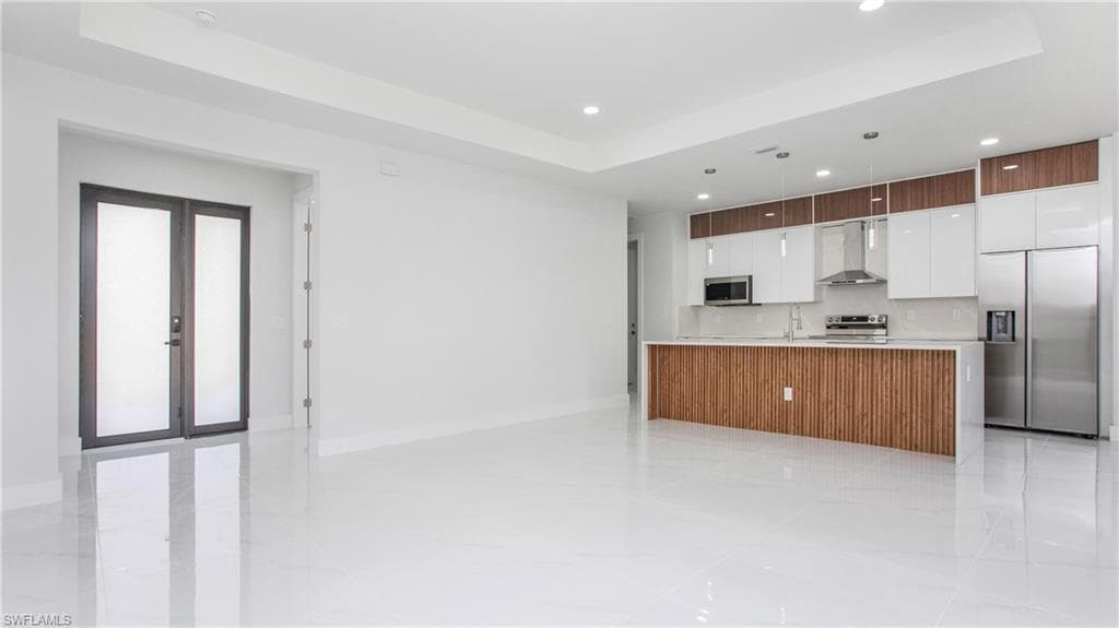 1420 Poinsettia Ave, Lehigh Acres, FL 33972-5