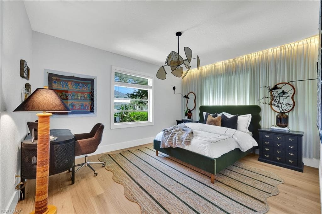 746 Park Ave, Naples, FL 34110-14