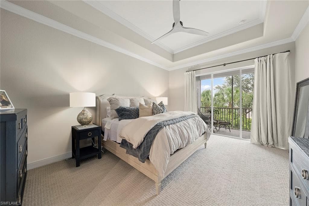 646 Vintage Reserve Cir 4d, Naples, FL 34119-8